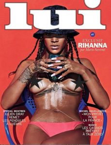 Rihanna-topless-for-LIU-Magazine