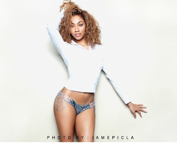 Bria-Murphy-poses-for-IamepicLA