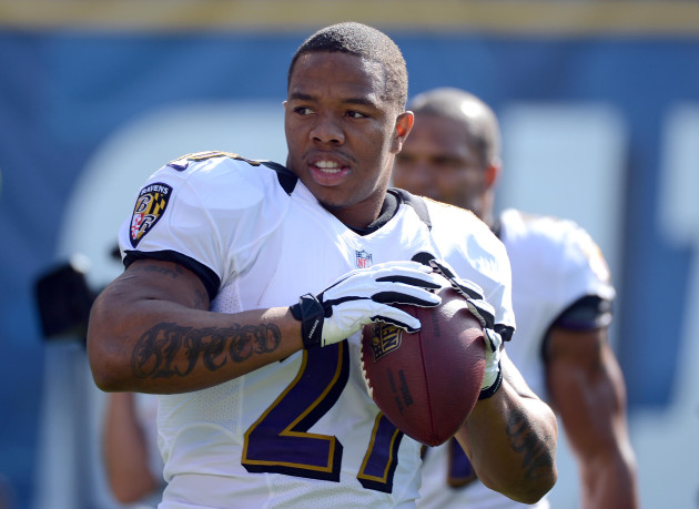 NFL'er Ray Rice Seen Dragging