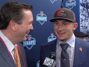 Johnny_Manziel_interview_with_Mike_Cairn_1588880000_4524019_ver1.0_640_480