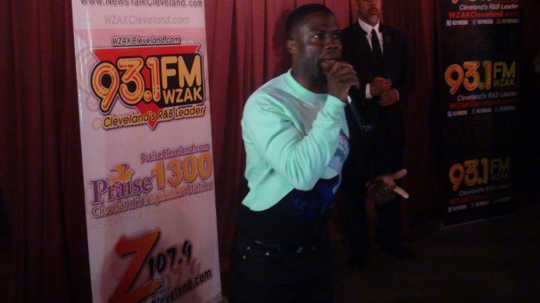 Kevin Hart Premires #ThinkLikeAManToo In Cleveland [Photos]
