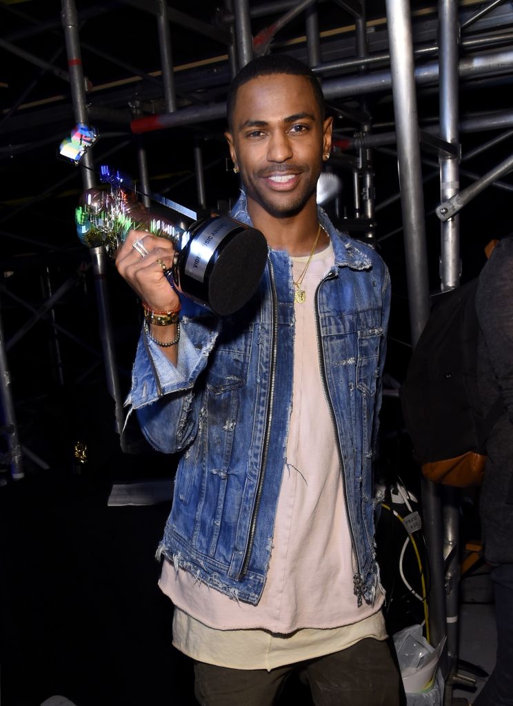 2015 MTV Video Music Awards - Backstage And Audience