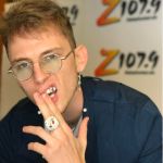 mgk machine gun kelly in the studio with Incognito