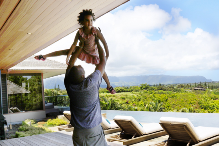 Beyonce, Jay Z, & Blue Ivy Carter In Hawaii