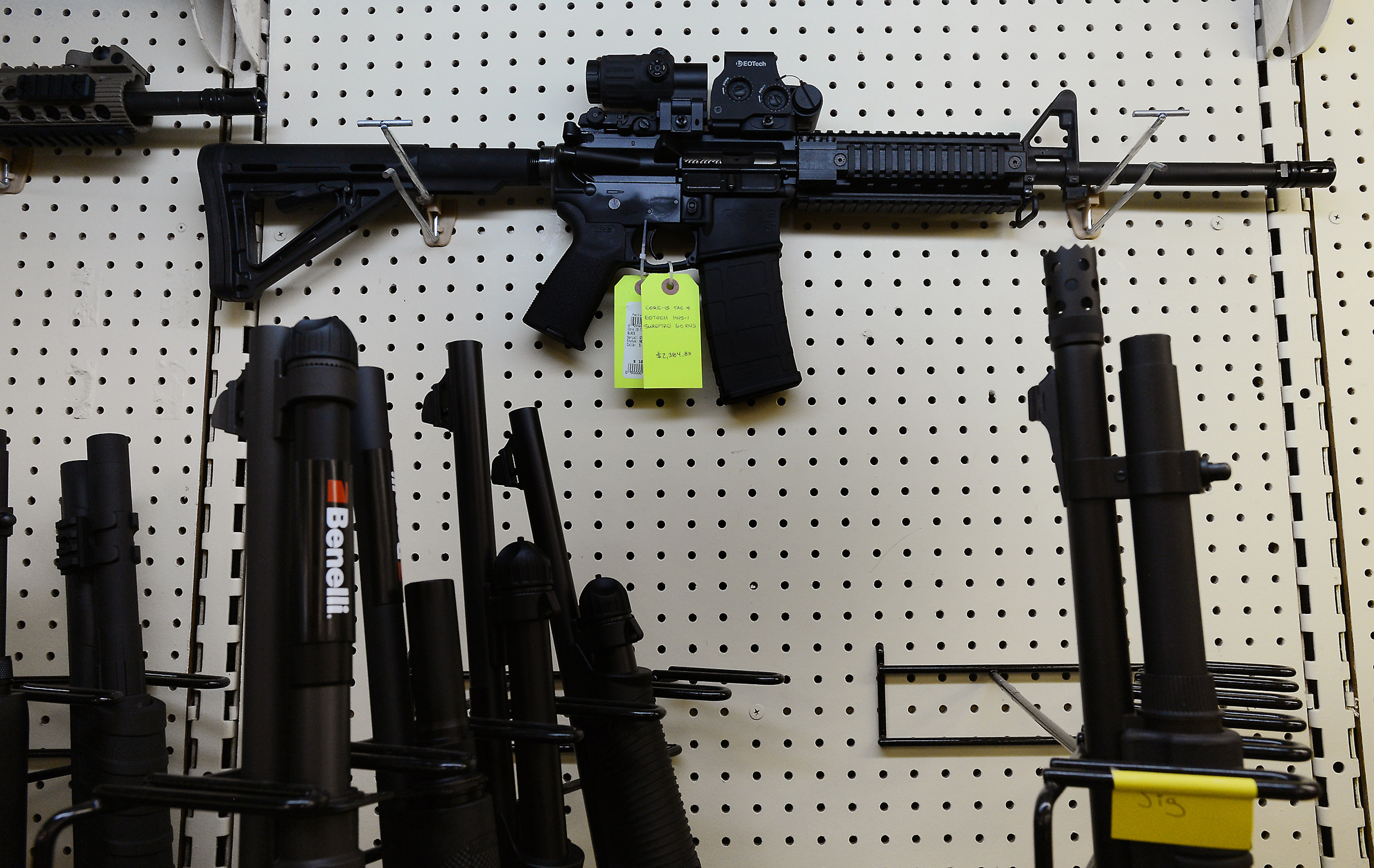 Latest mass shootings all have something in common: the AR-1
