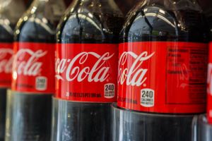 Coca-Cola to report fourth-quarter financials