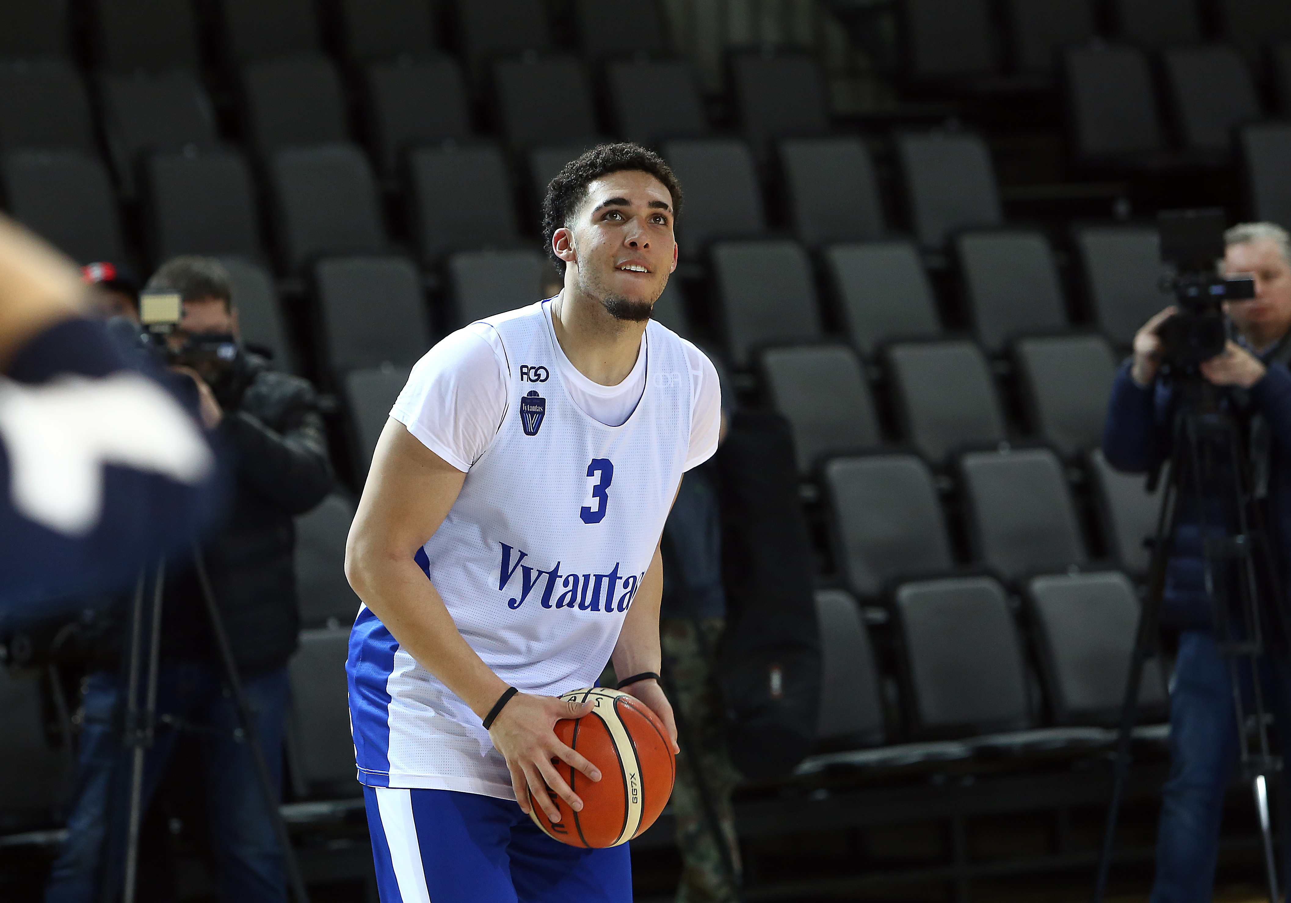 LiAngelo and LaMelo Ball Training with Vytautas Prienai