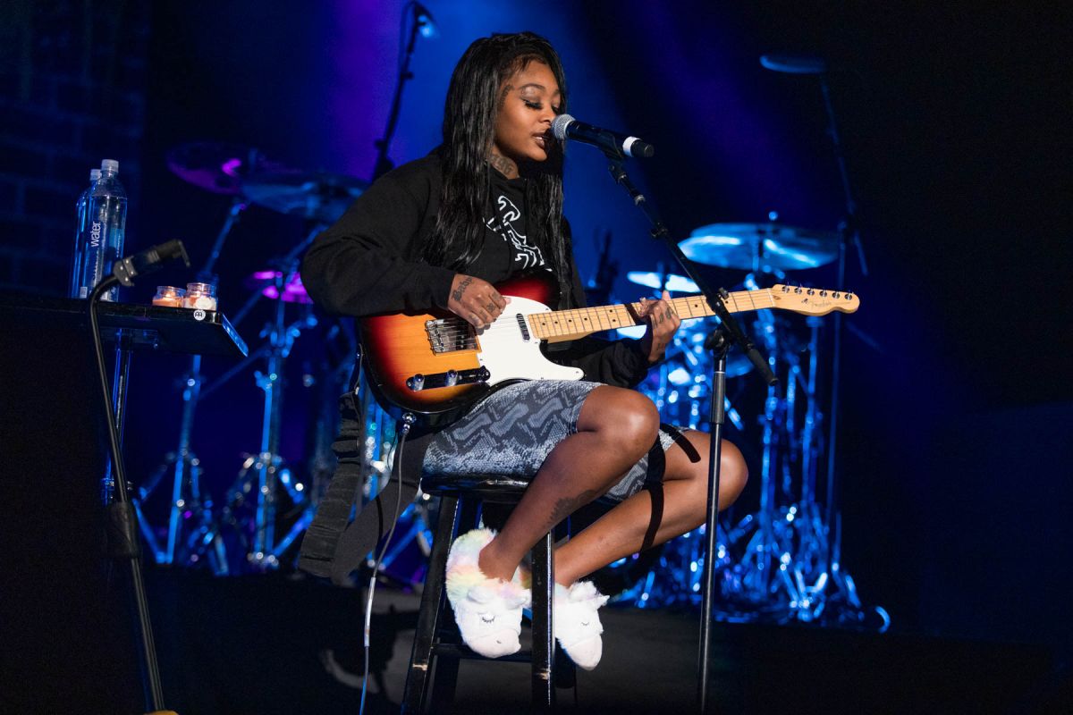Summer Walker at Z107.9 Summer Jam