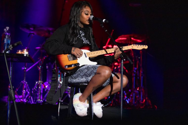 Summer Walker at Z107.9 Summer Jam