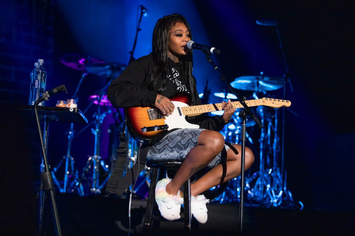Summer Walker at Z107.9 Summer Jam
