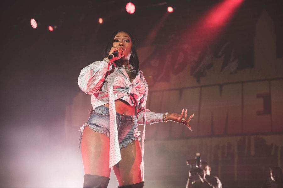 Megan Thee Stallion Speaks On MTV VMA Win + Lets Incognito Drive The