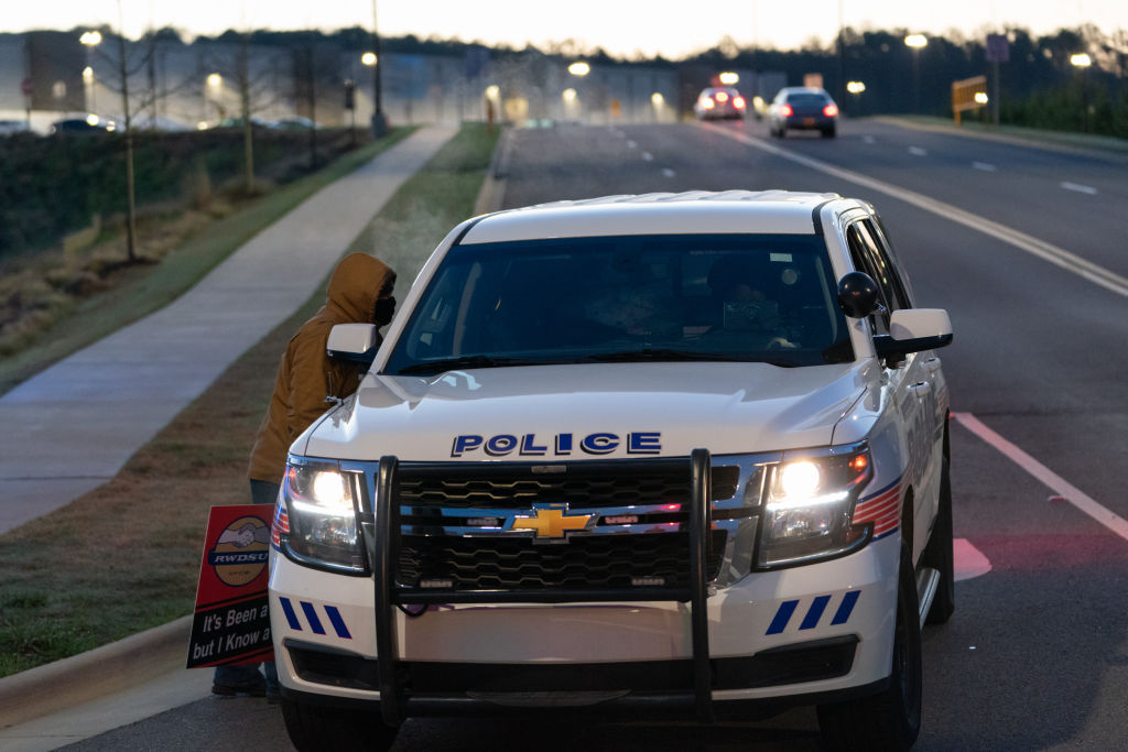 Union Push At Amazon Warehouse In Alabama Reaches Final Day Of Vote