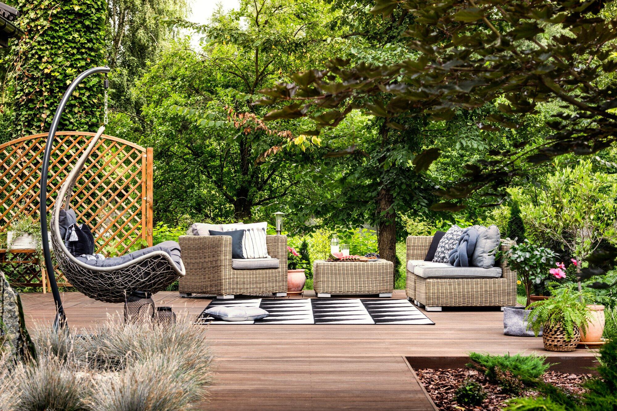 Weekend vibes: Outdoor renovation transformations revealed