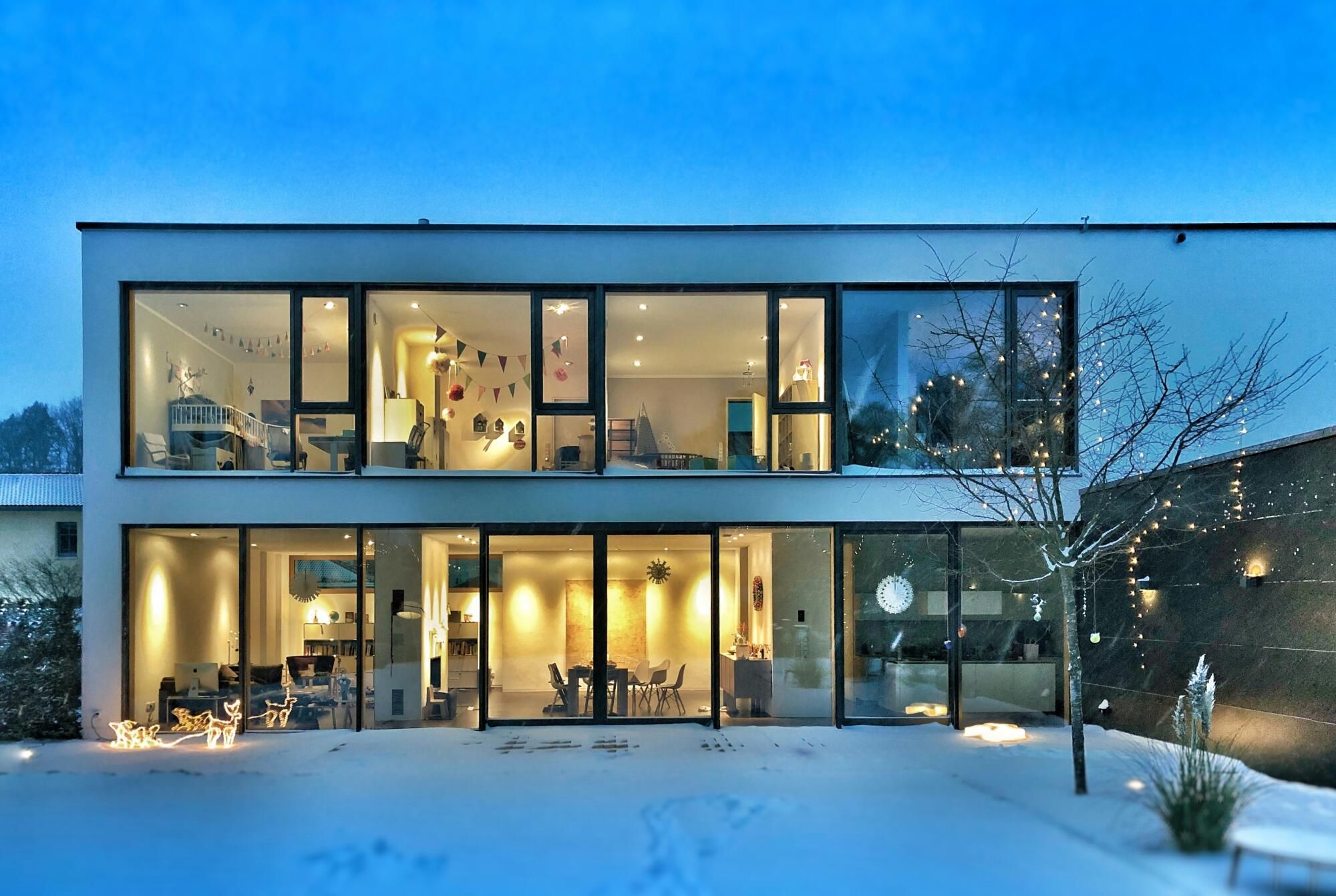 Luxury homes are getting smarter every year